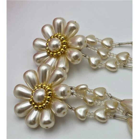 Vintage Lucite Faux Pearl Flower Dangle Earrings Teardrop Heart Drops 3.5 In - Picture 2 of 8